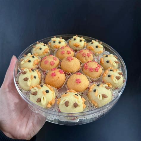 CNY Dragon Pineapple Tart Food Drinks Homemade Bakes On Carousell