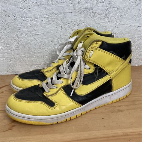 vintage Nike dunks black and yellow Size 10. Year... - Depop