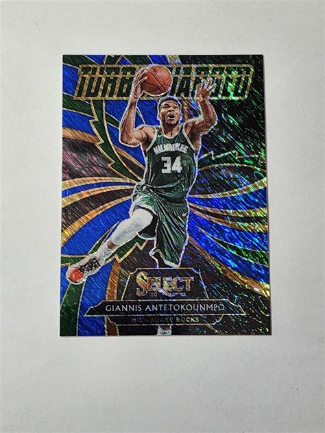 2020 21 Panini Select Giannis Antetokounmpo Blue Shimmer Prizm