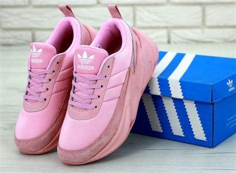 Женские кроссовки Adidas Sharks розовые. Стильные женские Адидас Шарк ...