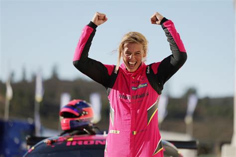 Team Turkey Take Pole As Sarah Bovey Makes ELMS History Watch The 4