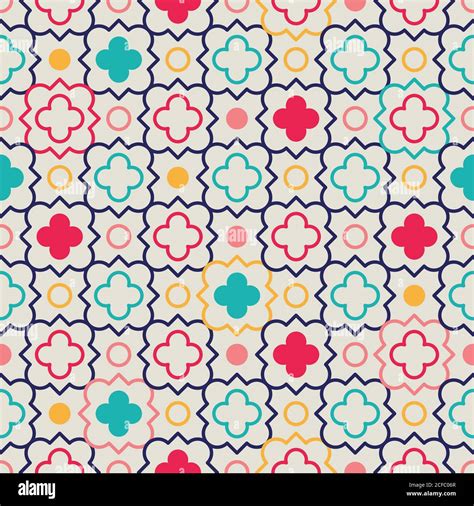 Traditional Quatrefoil Lattice Pattern Seamless Vector Background