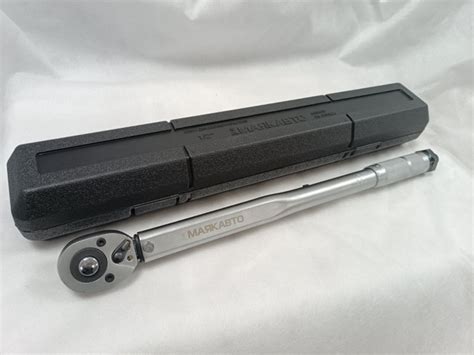 Динамометрический ключ 28-210 нм 1/2 Маякавто - купить с доставкой по ...