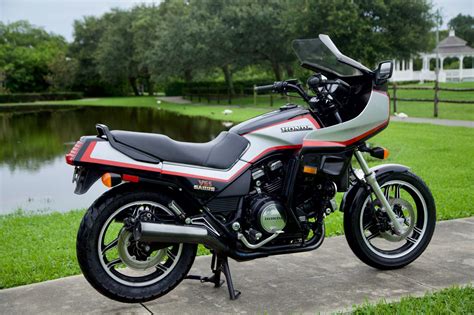 1984 Honda V65 Sabre Vf1100s Image Abyss