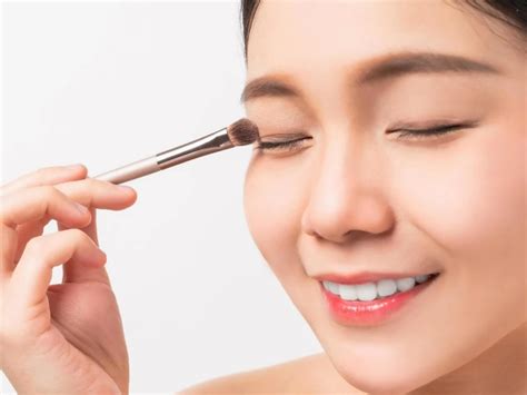 Rekomendasi Produk Makeup Mata Di Bawah Rp50 Ribu Yang Bisa Dibeli Di