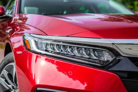 The 2018 Honda Accord Hybrid makes getting great fuel economy easy - CNET