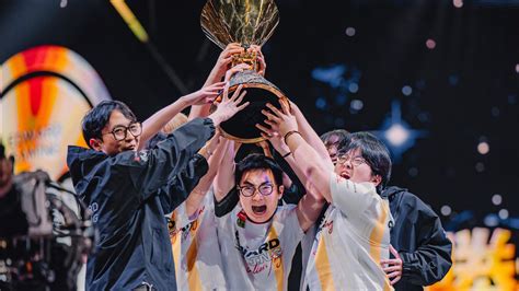 Edward Gaming Makes History At Valorant Champions One Esports