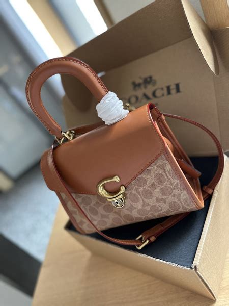 COACH Клатч - купить с доставкой по выгодным ценам в интернет-магазине ...