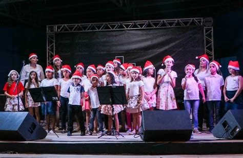 Cantata Natalina do coral da Escola de Música Clave de Sol VipFesta