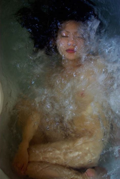 Suisou By Noriko Yabu Erotic Naked Underwater Selfie Art Tokyo