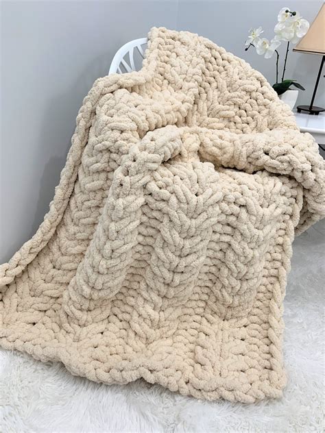 Chunky Knit Blanket Chunky Chenille Blanket Flower Cable Arm Knit Blanket Hand Knit Cable