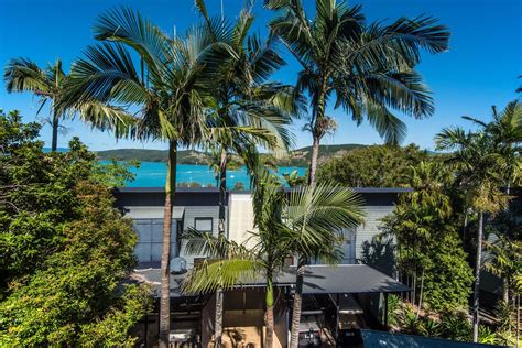 Oasis 18 Hamilton Island | Whitsunday Holidays