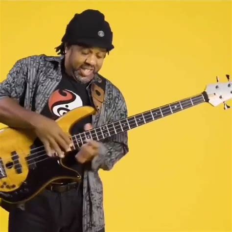 Victor Wooten Bass Tapping Shorts Youtube