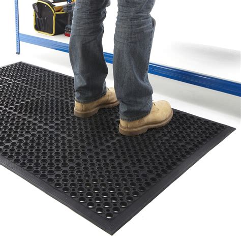 Ergonomic and Anti-Fatigue Mats - Superior Storage Systems