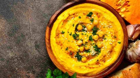 Hummus Di Zucca Con Ceci Un Antipasto Da Gustare Con I Grissini