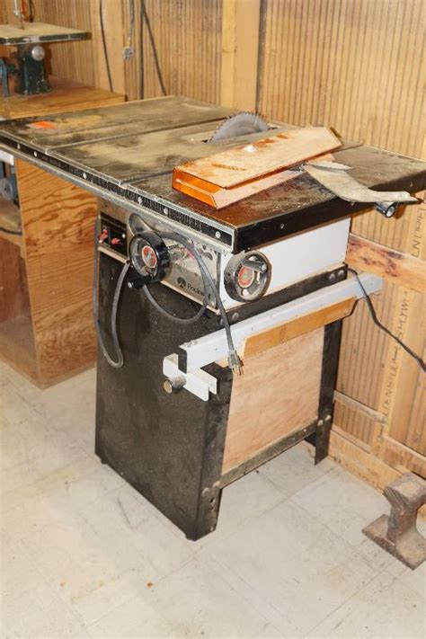 Rockwell Intl Model 9 Homecraft Table Saw With Metal Stand Tools And