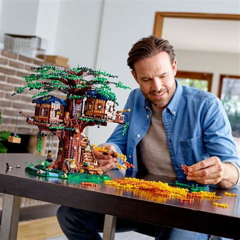 LEGO® Ideas 21318 Domček na strome LEGO® | Kaufland.sk