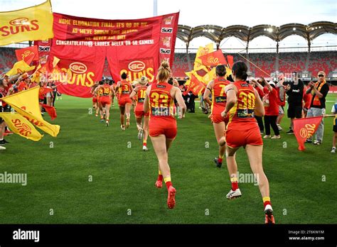 Suns Players Run Out During The Aflw Elimination Final Between The Gold