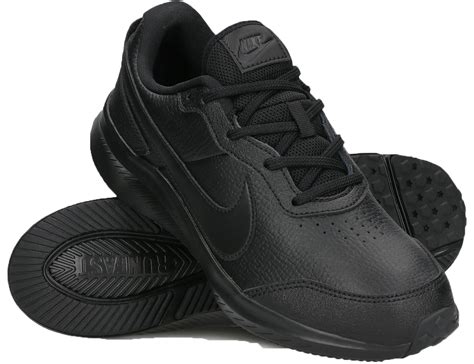 Chaussures Nike Varsity 11teamsports Fr