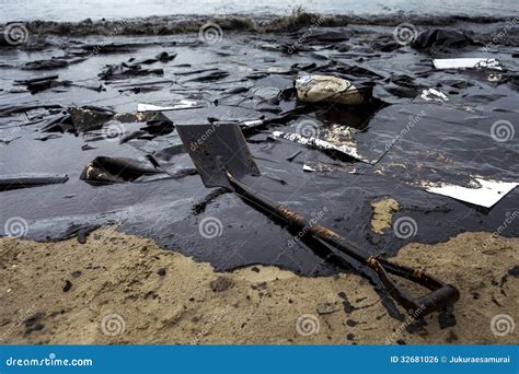 Oil Spill On The Beach Editorial Photo Image Of Petroleum 32681026