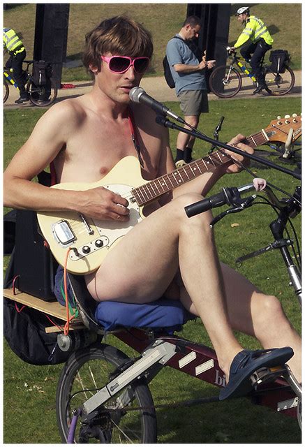 London Wnbr Naked Planet Blues A Photo On Flickriver