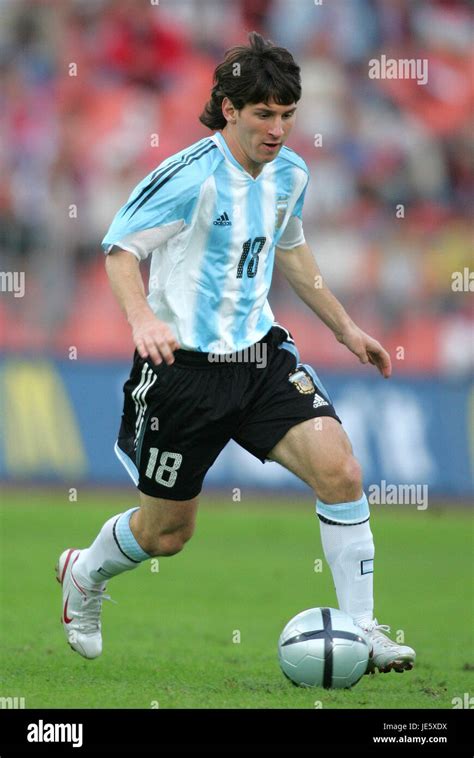 Lionel messi 2005 hi-res stock photography and images - Alamy