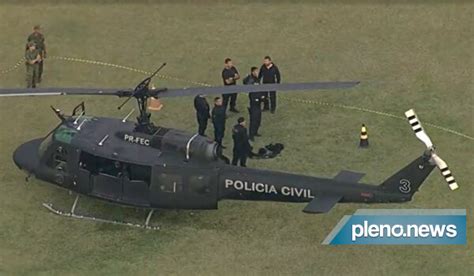 Dois Helic Pteros Da Pol Cia S O Atingidos Por Tiros Em A O No Rj