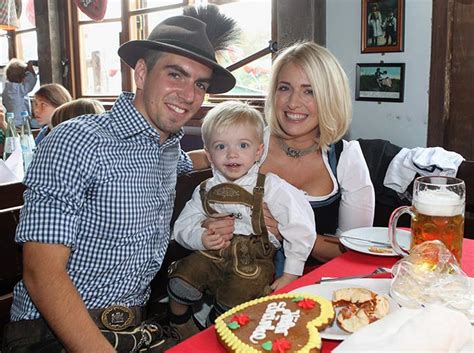 Bayern Munich Players Say Cheers At Oktoberfest Photo Gallery