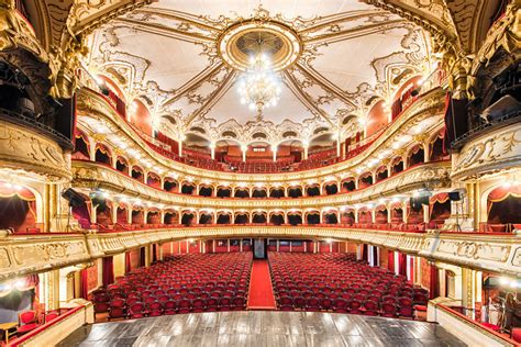 Cluj-Napoca National Theatre - Gregoire Cachemaille Photography