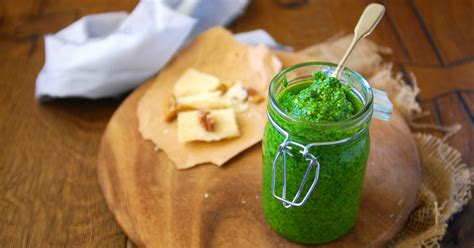 Pesto Di Aglio Orsino E Noci Ricetta Veloce Passionecooking