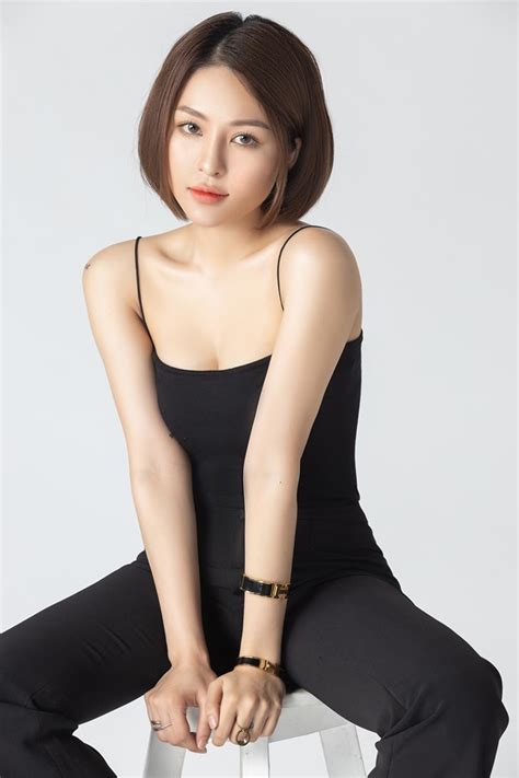 Hot girl Trâm Anh lột xác sau tháng vướng ồn ào lộ clip nóng