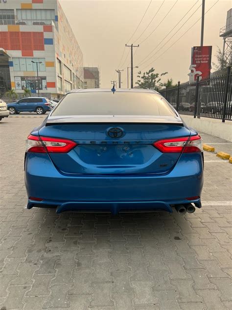 Superb And Clean 2 Tone Color Toyota Camry Se 2019 39k Mileage In