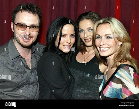 (dpa) - The members of Irish siblings band 'The Corrs' (L-R) Jim, Andrea, Caroline and Sharon ...