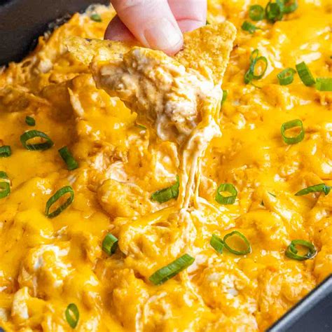 how long to cook buffalo chicken dip in oven