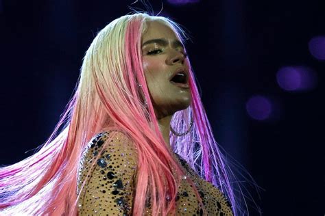 Karol G Es La Reina De Los Premios Juventud 2024 El Comercio