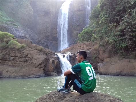 Pesona Curug Puncak Manik Geopark Ciletuh