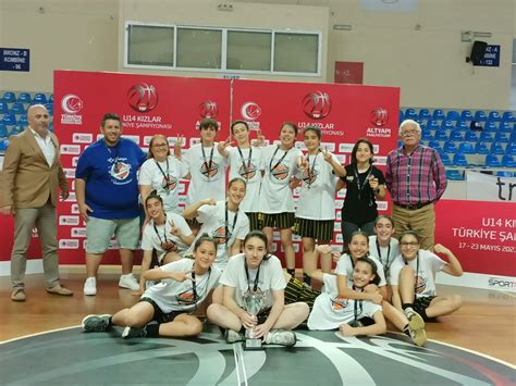 U14 KIZ BASKETBOL TAKIMIMIZ TÜRKİYE 2 Sİ