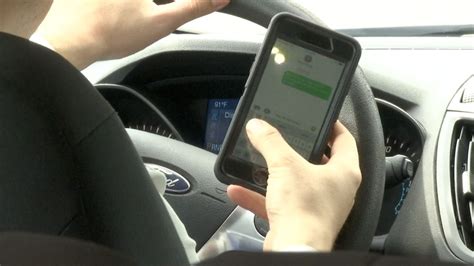 Tougher Distracted Driving Law To Soon Take Effect In Ohio