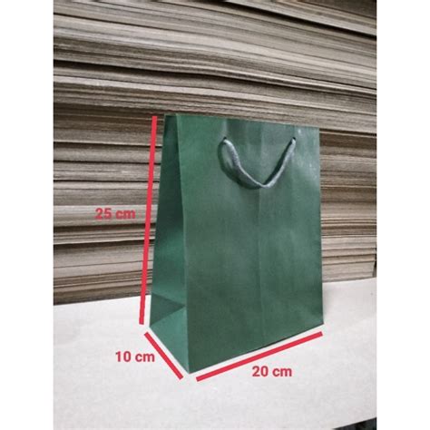 Jual Paperbag Polos Hijau R6 Ukuran P20 L10 T25 Shopee Indonesia