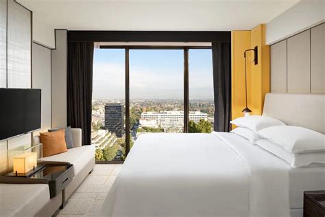 Sheraton Universal Hotel | Best Hotels in Los Angeles | FamilyTravelGenie