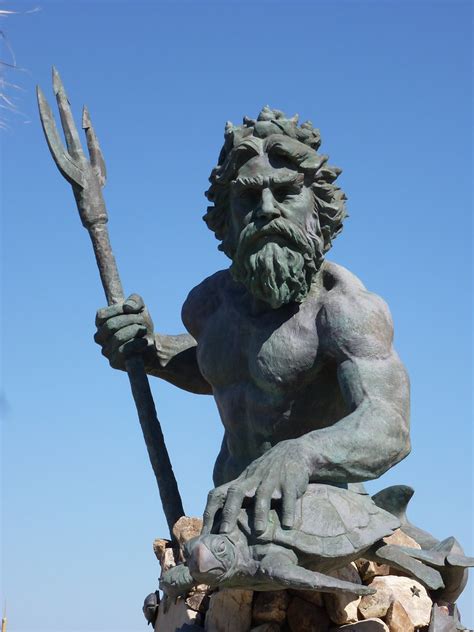 King Neptune Statue Va Beach Oceafront Misterqque Flickr