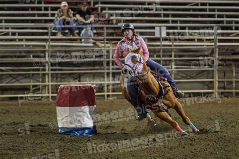 Barrel Racer Itakemoorepics