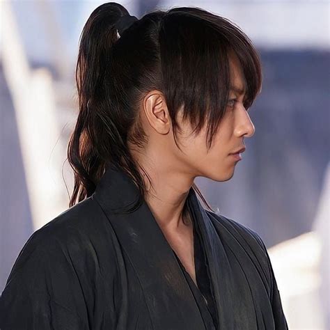 Japanese Sword Japanese Men Loose Hairstyles Mens Hairstyles