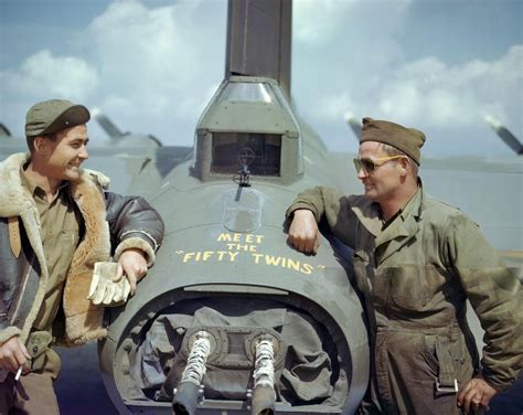 Crew members of a B-17 bomber (Boeing B-17 Flying Fortress) of the 8th ...