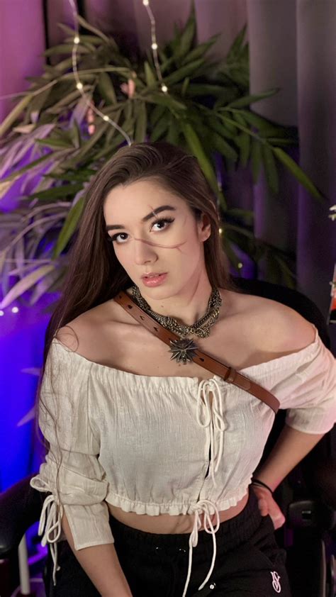 MissMikkaa On Twitter Im Live More Witcher Blood And Wine