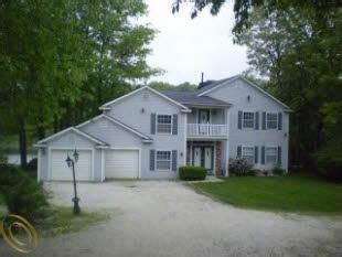 1310 Circle Dr, Metamora, MI 48455 | Trulia