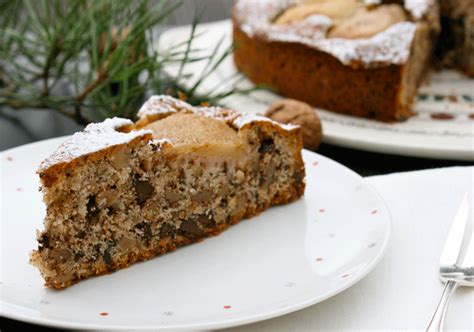 Birnenkuchen mit Schoko Stücken und Walnüssen Küchenmomente