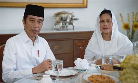 Presiden Jokowi Dan Ibu Negara Ucapkan Selamat Idul Fitri 1441 H