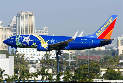 N Sw Southwest Airlines Boeing H Wl Photo By Wade Denero Id