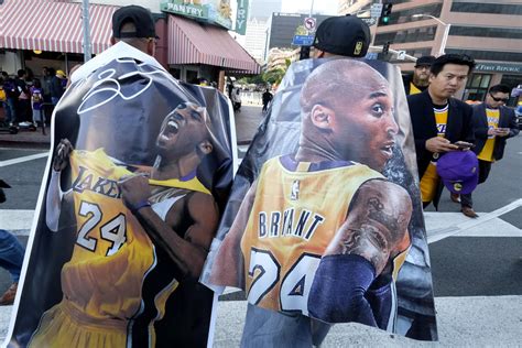 Kobe Bryant Memorial Watch Follow Updates Yahoo Sports